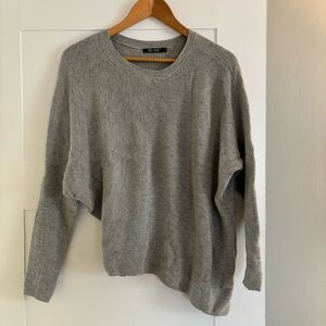 NIC+ZOE heather grey asymmetrical knitted raglan long sleeve sweater. Crew neck